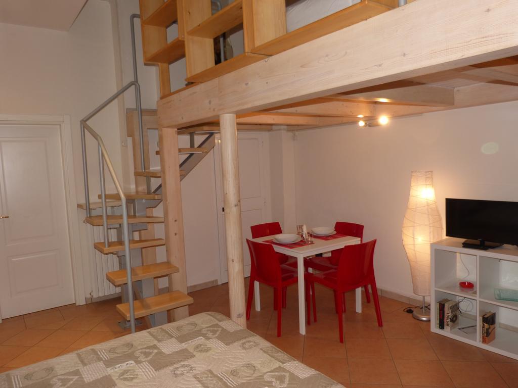 Apartmán Residenza Piazza San Francesco Boloňa Pokoj fotografie