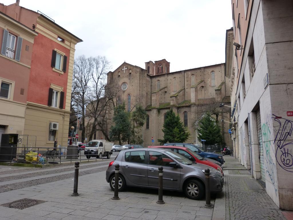 Apartmán Residenza Piazza San Francesco Boloňa Pokoj fotografie